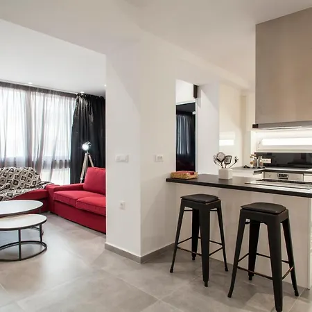 Apartment Emfasis Loft Spacious And Elegant Heraklion (Crete)