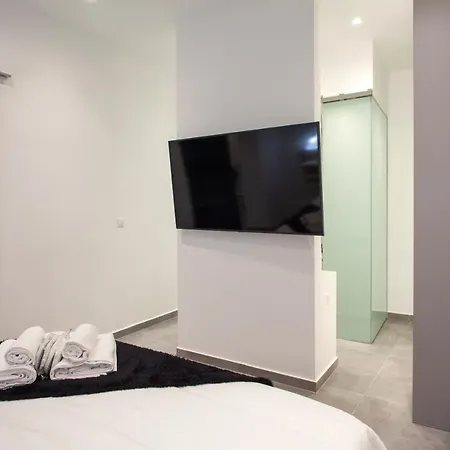 Apartment Emfasis Loft Spacious And Elegant
