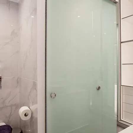 Emfasis Loft Spacious And Elegant Apartment Heraklion (Crete)